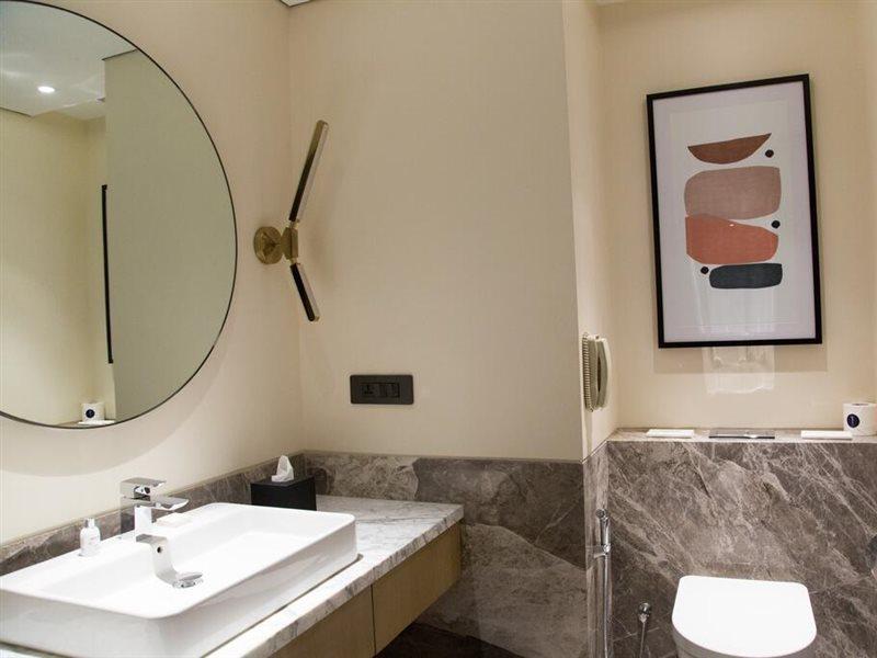 Hotel Radisson Blu Mumbai International Airport Exteriér fotografie Bathroom